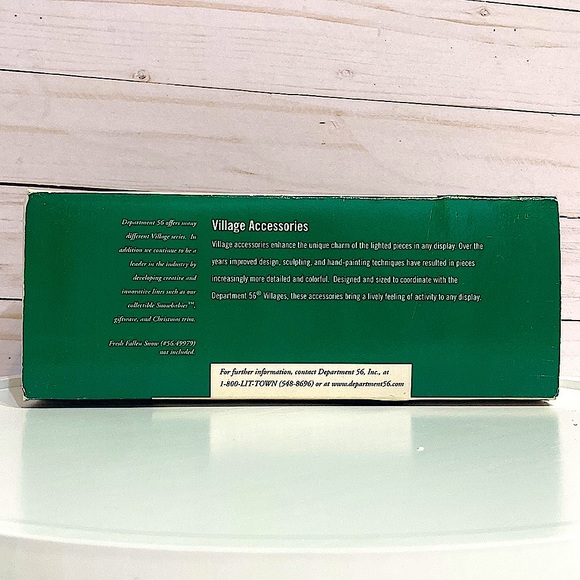 DEPARTMENT 56 - Birds Out Back - Village Accessories - Picture 8 of 8